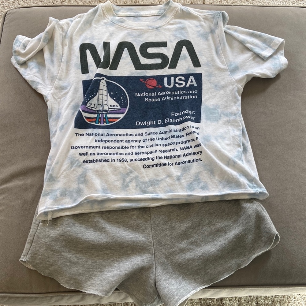 Girls’ Cotton Tie-Dye Nasa T-Shirt and Grey Shorts Bundle Size 10-12